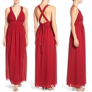 'Sonia' V-Neck Maxi Dress TFNC || M